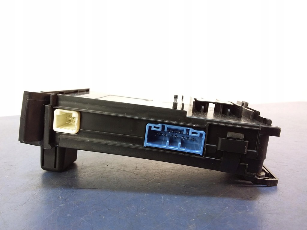 фото №4, Mazda 6 gj блок управления модуль кузов g46c675y0b