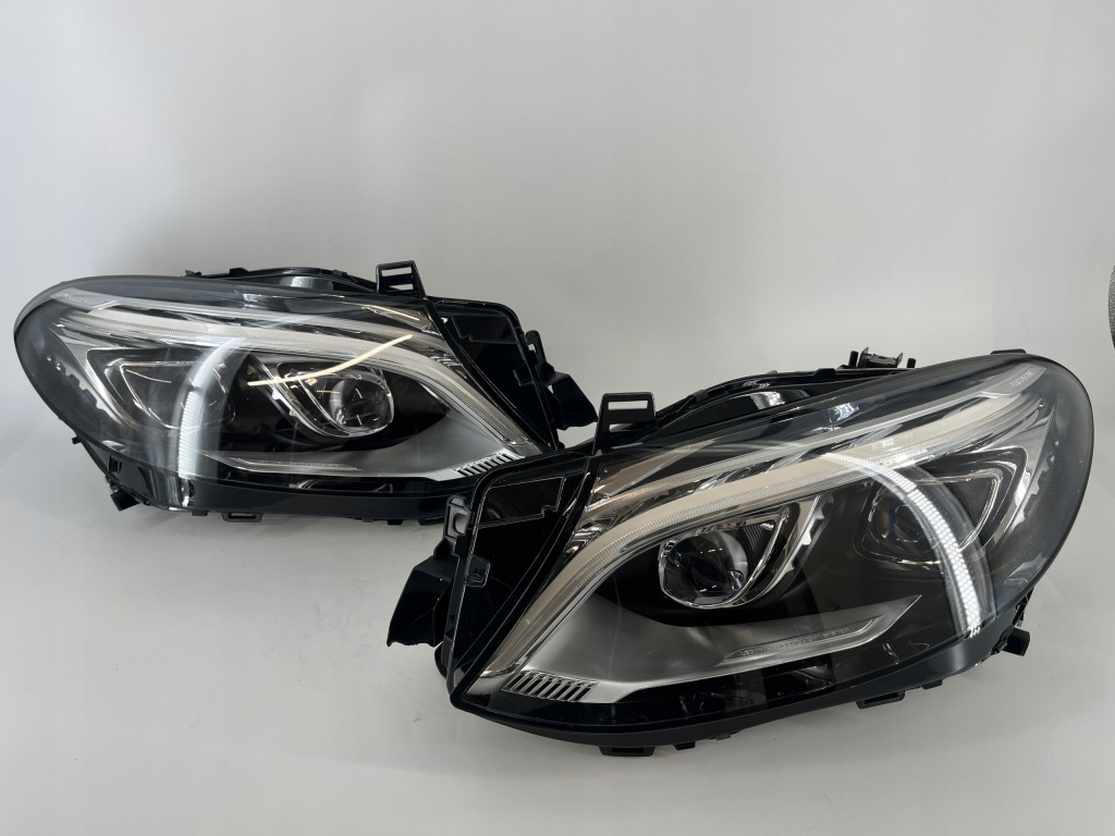 Купити Лампа правий права перед передня mer gle w292 w166 full led ils a1669064003