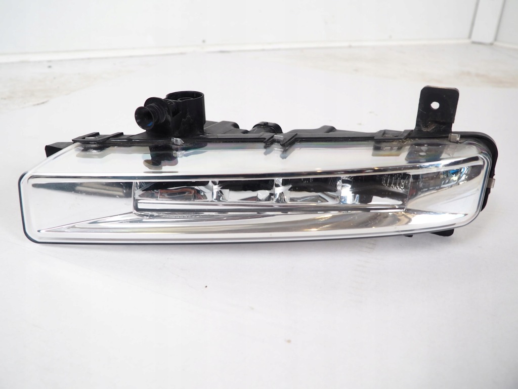 фото №1, Противотуманная фара led bmw оригинальный номер 7349132