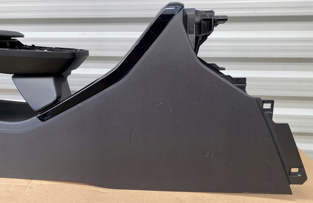 фото №6, Bmw 2 u06 x1 u11 x2 u10 туннель средний консоль подлокотник