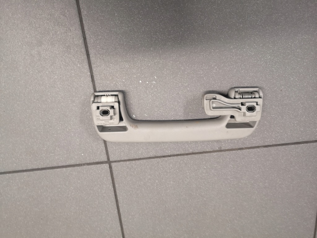 фото №5, Ручка потолочный левая audi a4 b6 8e0857607a
