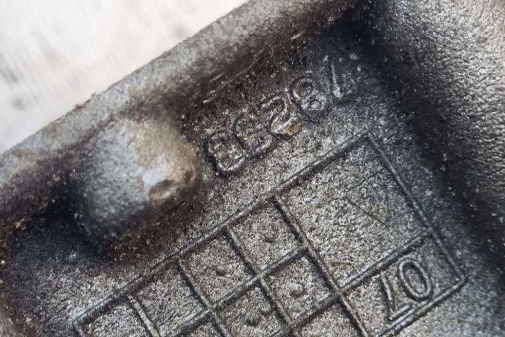 Поддон dodge caliber 04884660ac 1.8l бензиновый 110kw 2007 Недорого