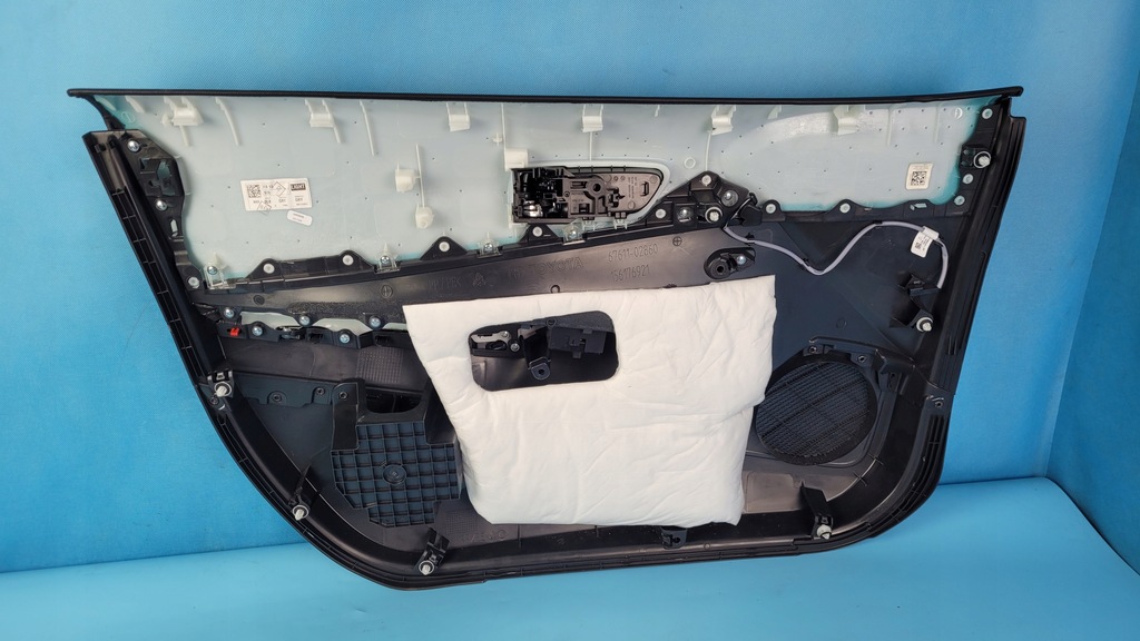 фото №9, Suzuki swace corolla e21 21r обшивка дверь правый перед 67611-02860