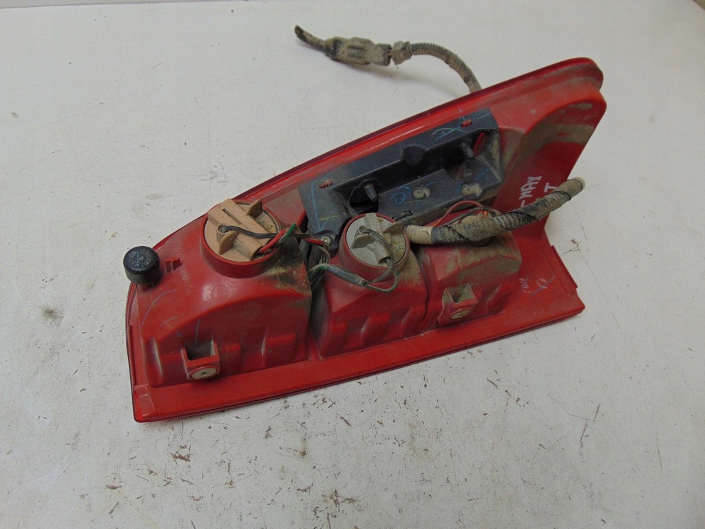 фото №13, Лампа ліва задня isuzu d-max lift 2007-