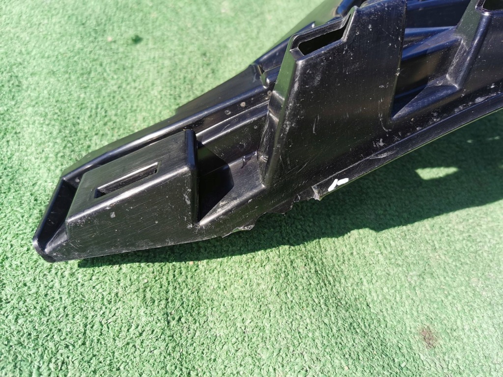 фото №12, Mercedes s klasa w223 amg решётка средняя бампера передний a2238852001