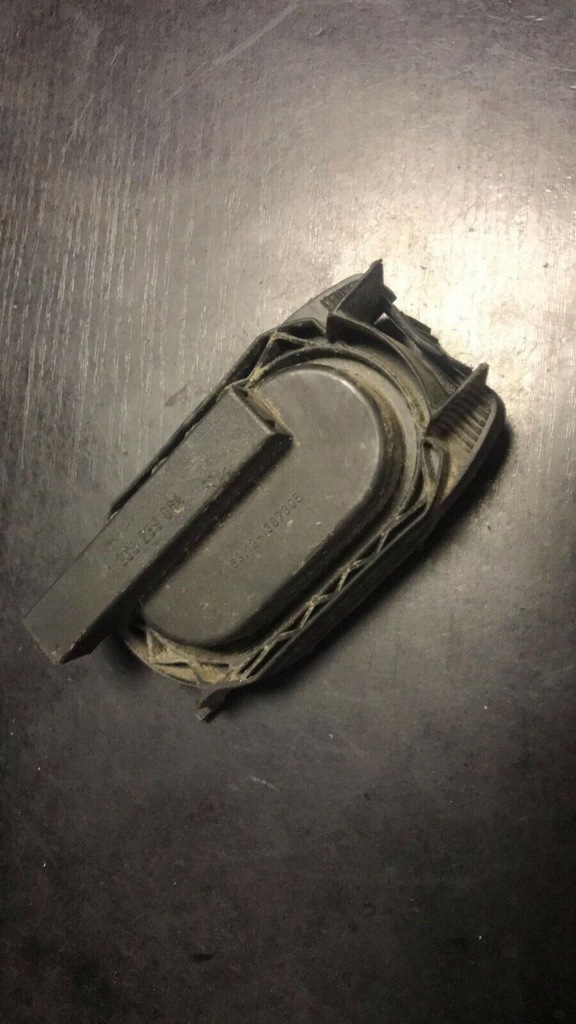 фото №1, Часть лампы противотуманной bmw 3 e36 1387305