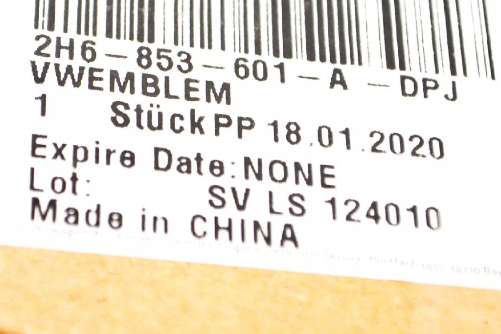 фото №7, Vw amarok- центральный значок решетка чёрный хром 2h6853601adpj оригинальный