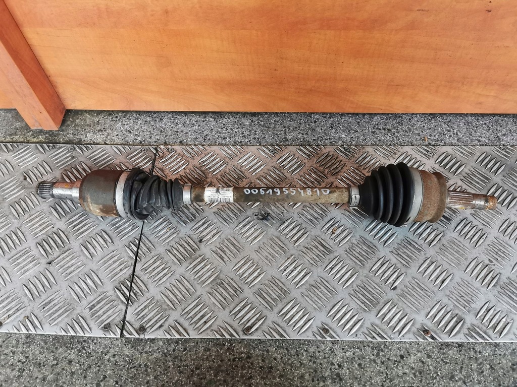 фото №1, Fiat оригінальний номер привідний вал передня p 00519554760