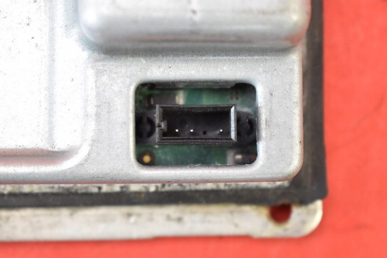 фото №8, Преобразователь ксенон ксенон правая valeo 89021219 alfa romeo 166 98-07