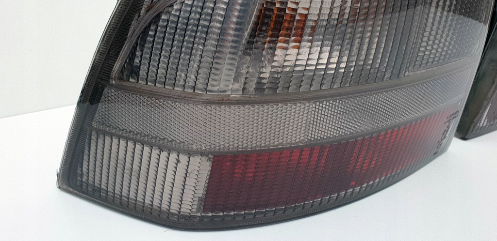 фото №11, Opel vectra b sedan liftback лампы задняя задние lucid тонированные тюнинг sport