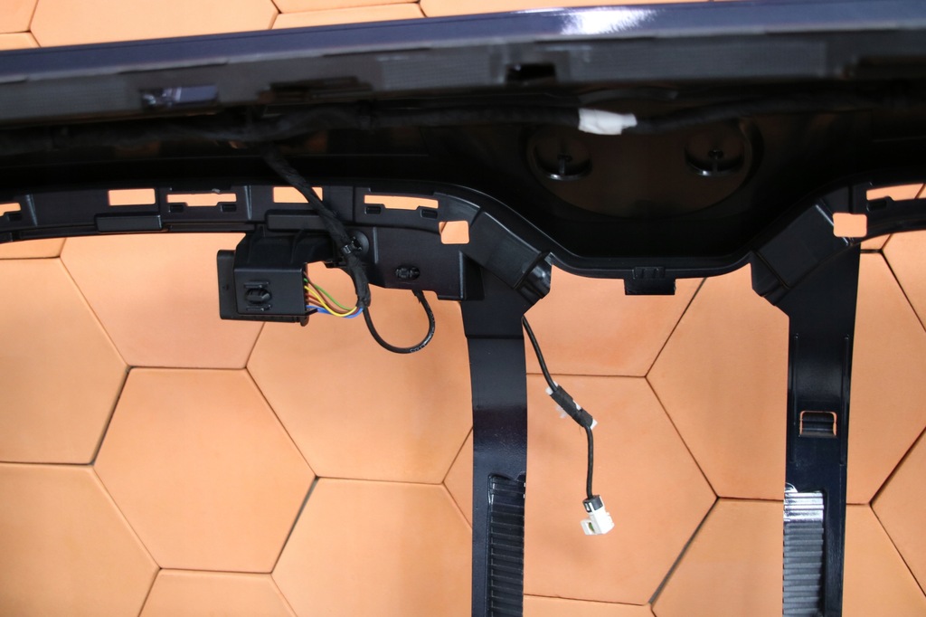 фото №12, Bmw 7 g70 i7 m-pakiet бампер перед передний 416 carbonschwarz