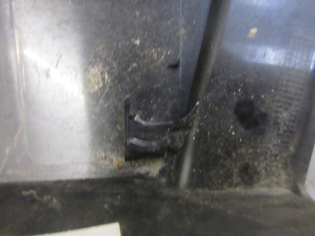 фото №5, Молдинг защита стойка дверь левая citroen ds4 kgn