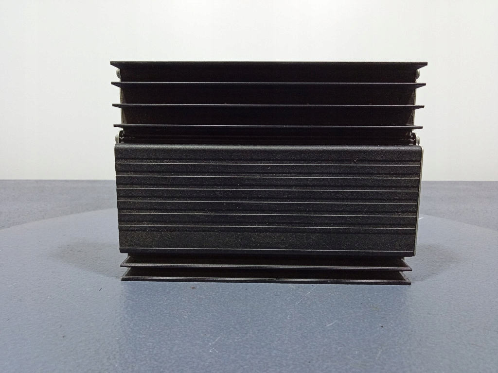 фото №1, Hyundai i40 підсилювач радіо аудіо jbl 96370-3z200