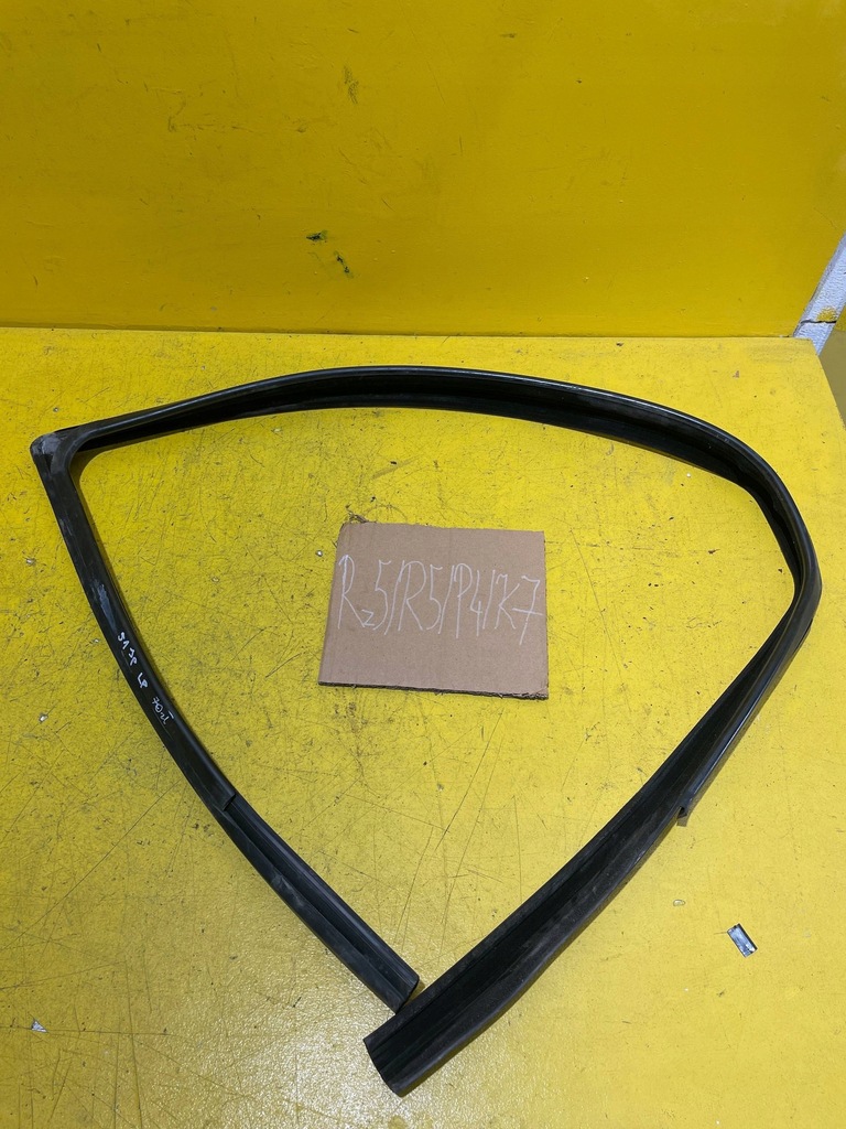 фото №7, Fiat punto evo 2010 прокладка стекло дверь левый перед