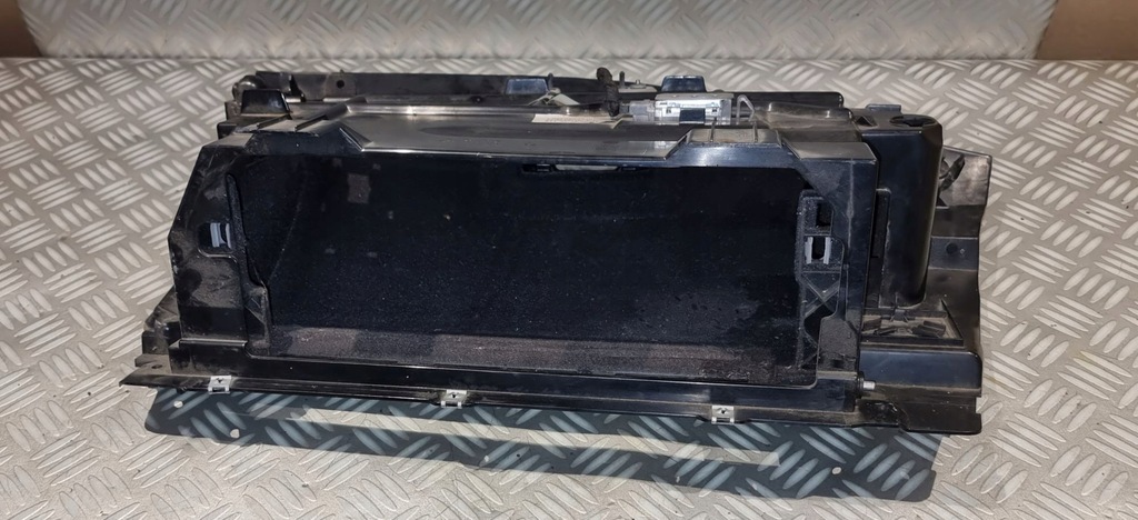 фото №10, Bmw e60 бардачок панелі пасажира бежевий корпус pod вимикач подушка безпеки 7034080