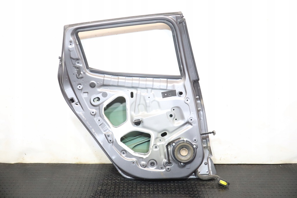 фото №2, Дверь левый задняя renault clio iv tekng hb