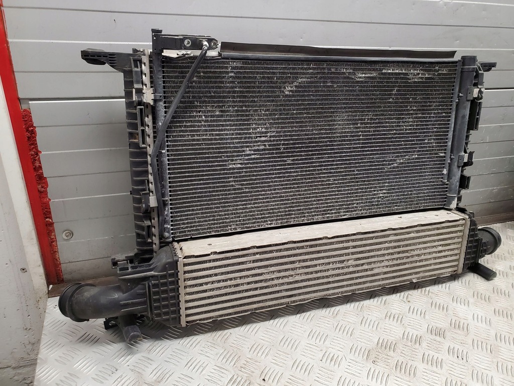 фото №12, Audi q3 8u 8k0959501g с передний радиатор wody