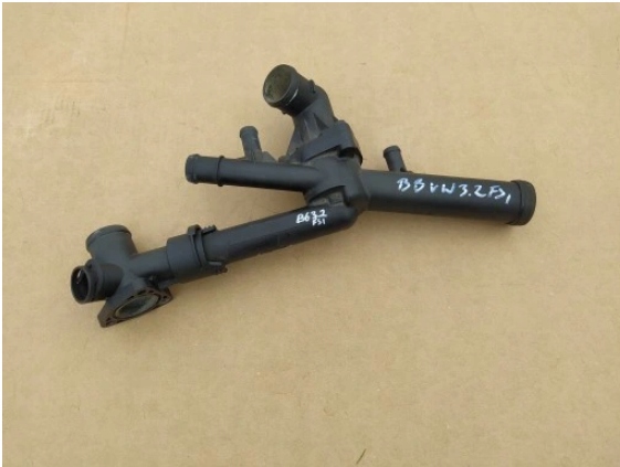 фото №6, Корпус термостата passat b6 audi 3.2 fsi