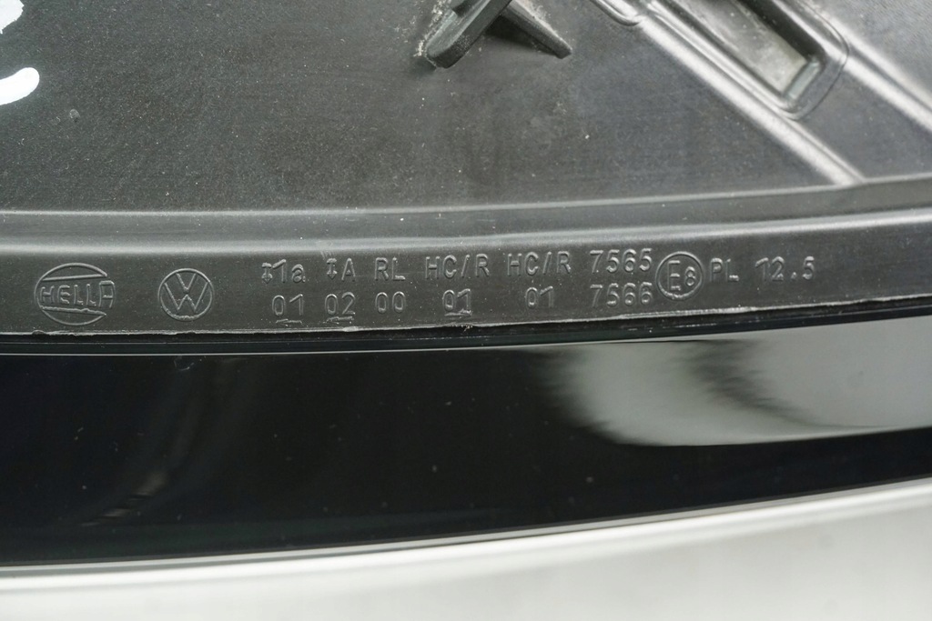 фото №14, Лампа передня права vw caddy iv 2k1941016b