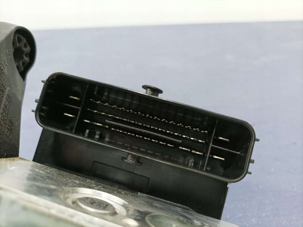 фото №4, Bmw 1 f40 насос abs 5a0a843