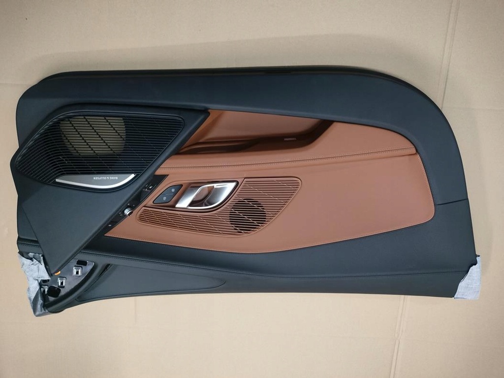 фото №10, Nowa оригінальний номер оббивка обшивка двері лівий правий перед audi r8 spyder шкіра nowa