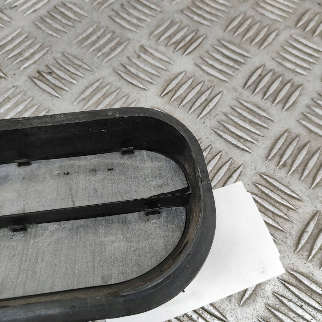 фото №5, Audi a4 s4 b9 8w 2017 решётка вентиляционная pod бампером задним