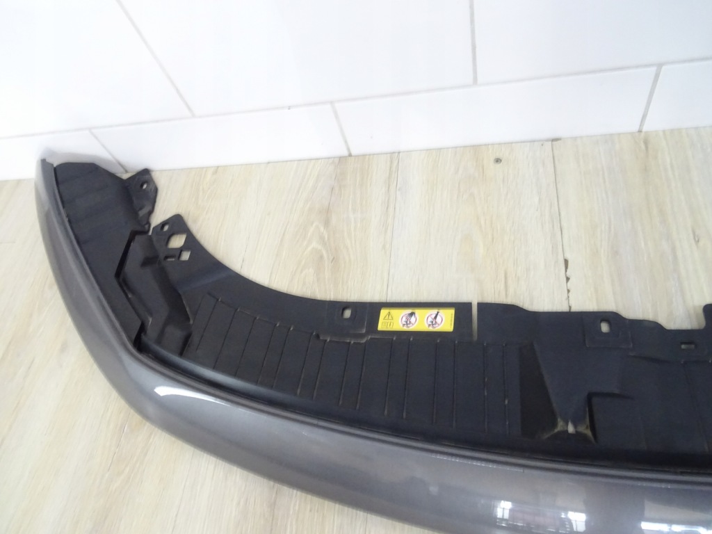 фото №9, Mercedes w243 h243 eqb eqa накладка góra поперечина бампера a2438851401