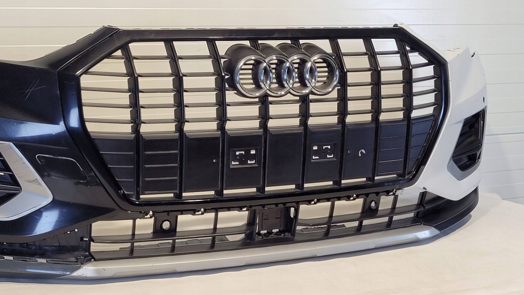 Audi q3 18-24r 83a бампер передний перед Недорого