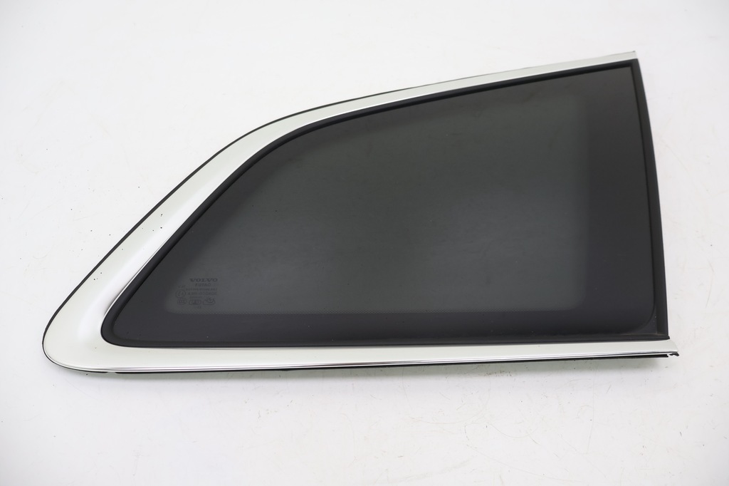 фото №1, Volvo xc60 ii стекло кузовная правая 32314866