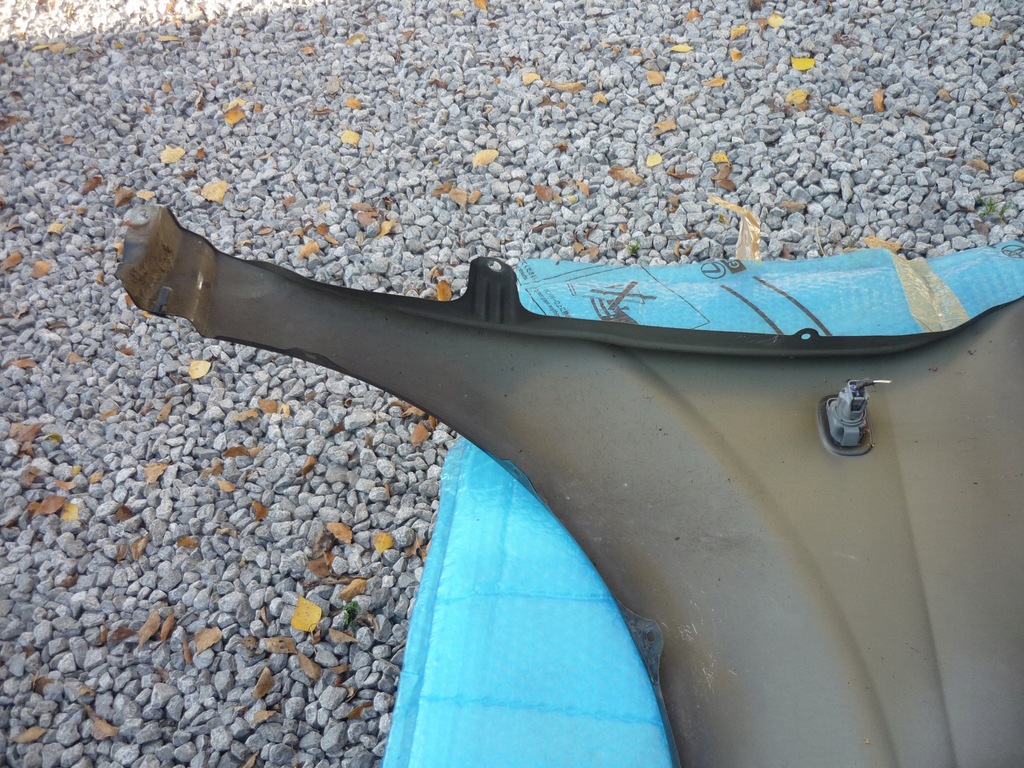 фото №14, Крыло левый toyota corolla verso ii 209