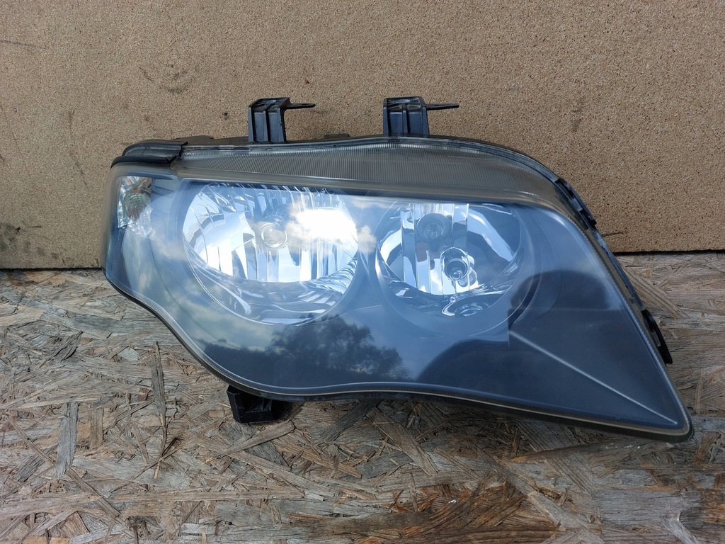 фото №1, Лампа перед права rover 45 lift 04- eu