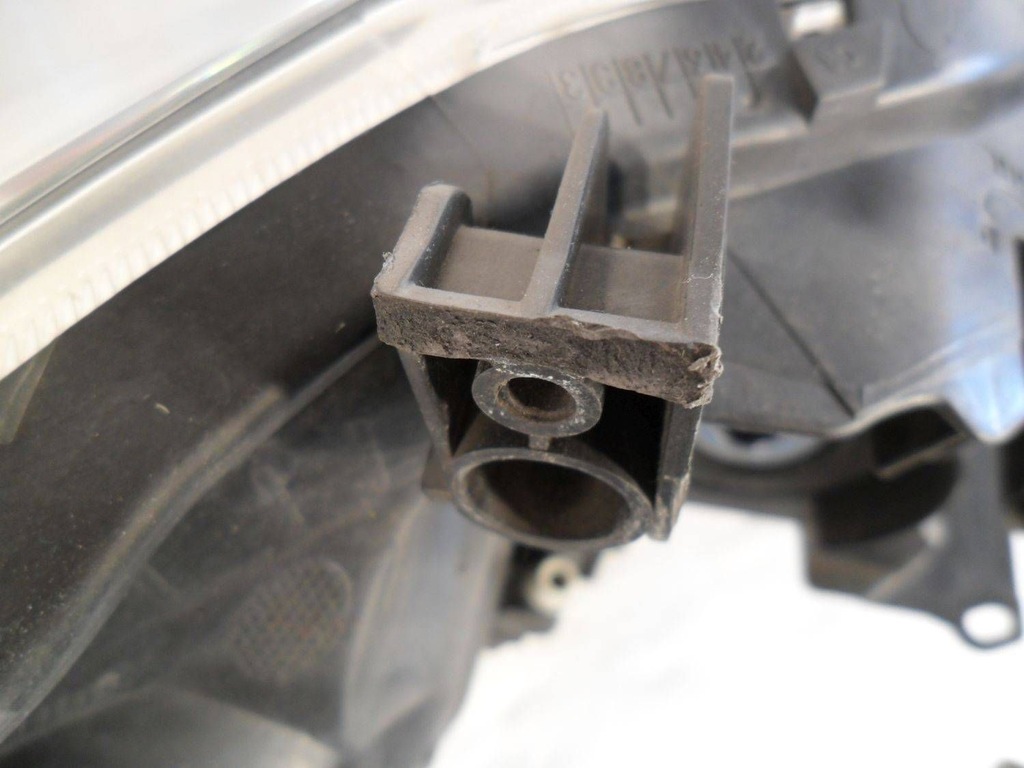 фото №10, Фара перед сторона левая toyota auris i b01720153