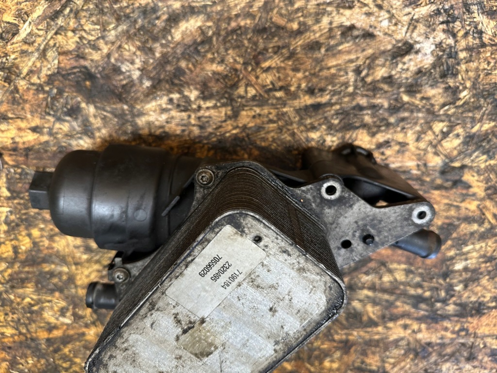 фото №6, Корпус фильтра масла renault 1.6 dci 152081926r