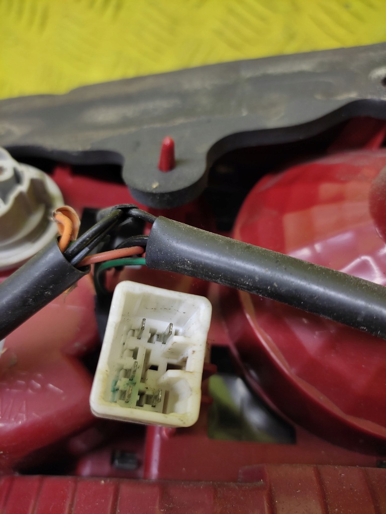 фото №9, Hyundai sonata iii лампа левый задняя