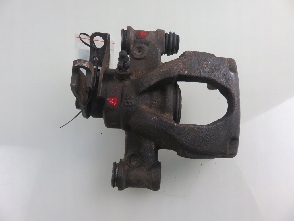 фото №1, Суппорт правый задняя renault master iii 2.3 dci