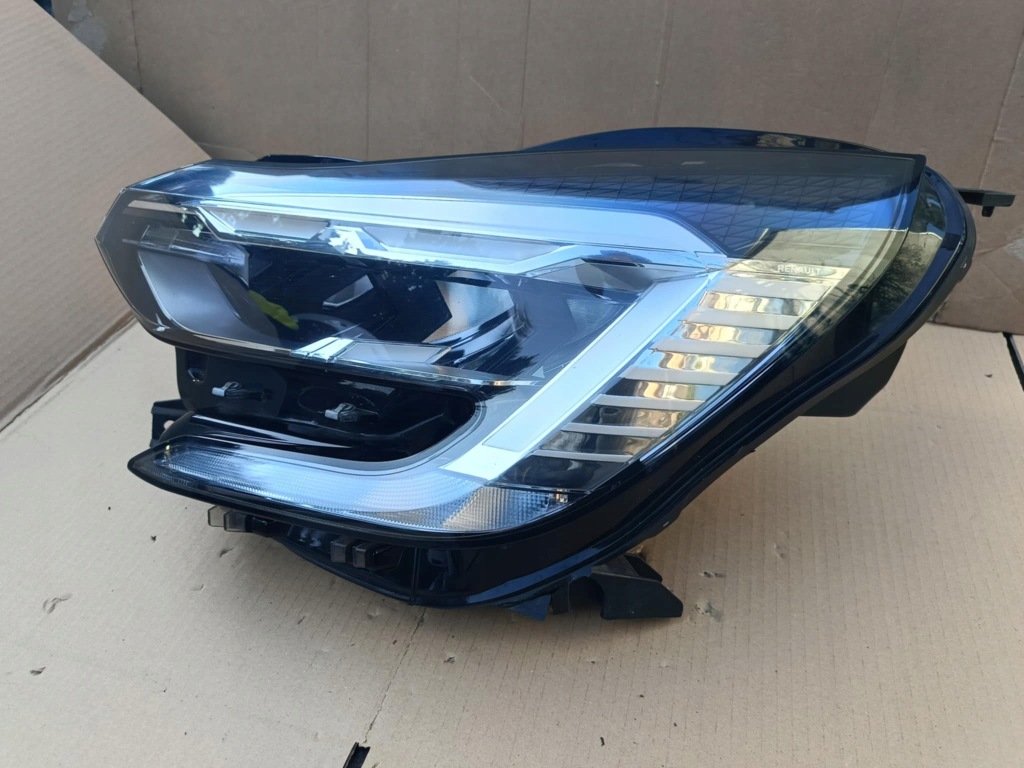 фото №2, Лампа перед передня ліва full led renault captur ii 260608054r