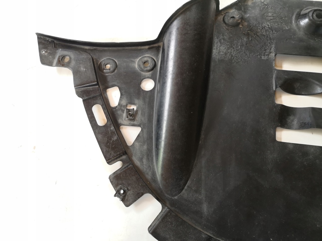 фото №11, Ferrari f12 berlinetta- плита защита pod бампер