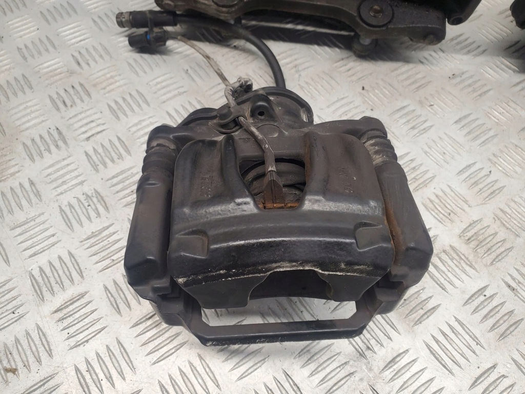 фото №15, Audi q5 sq5 80a615106bf комплект наборы тормозные диски, тормозные колодки, суппорты