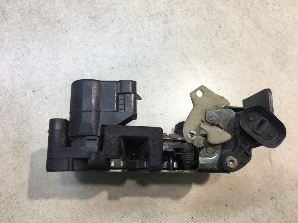 фото №4, Замок дверь левый задняя alfa romeo 156