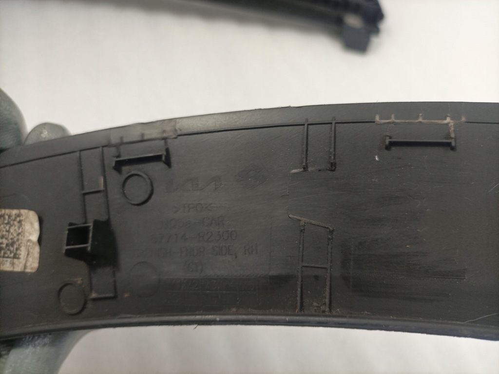 фото №9, Молдинг крыла правый перед kia sportage v 5 87714-r2300