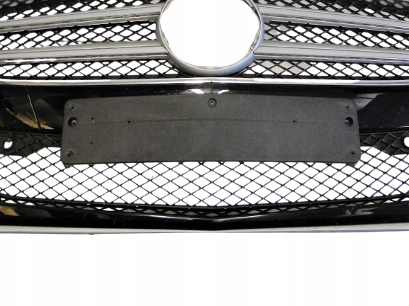 Купити Mercedes cls 218 w218 підкладка під  номерний знак