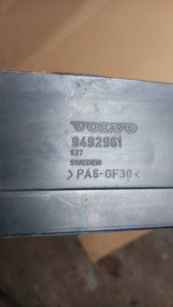 фото №4, Рамка радіатора volvo s60 2.4b 01r sedan 9492961