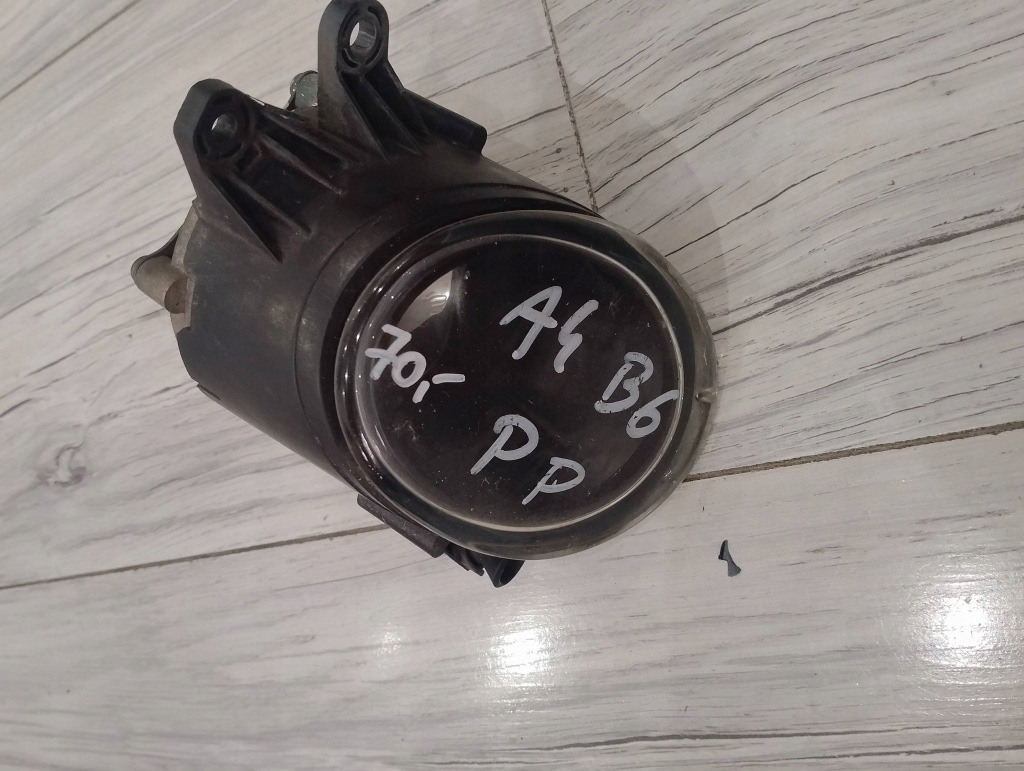 фото №1, Противотуманная фара правый перед audi a4 b6 8e0941700b