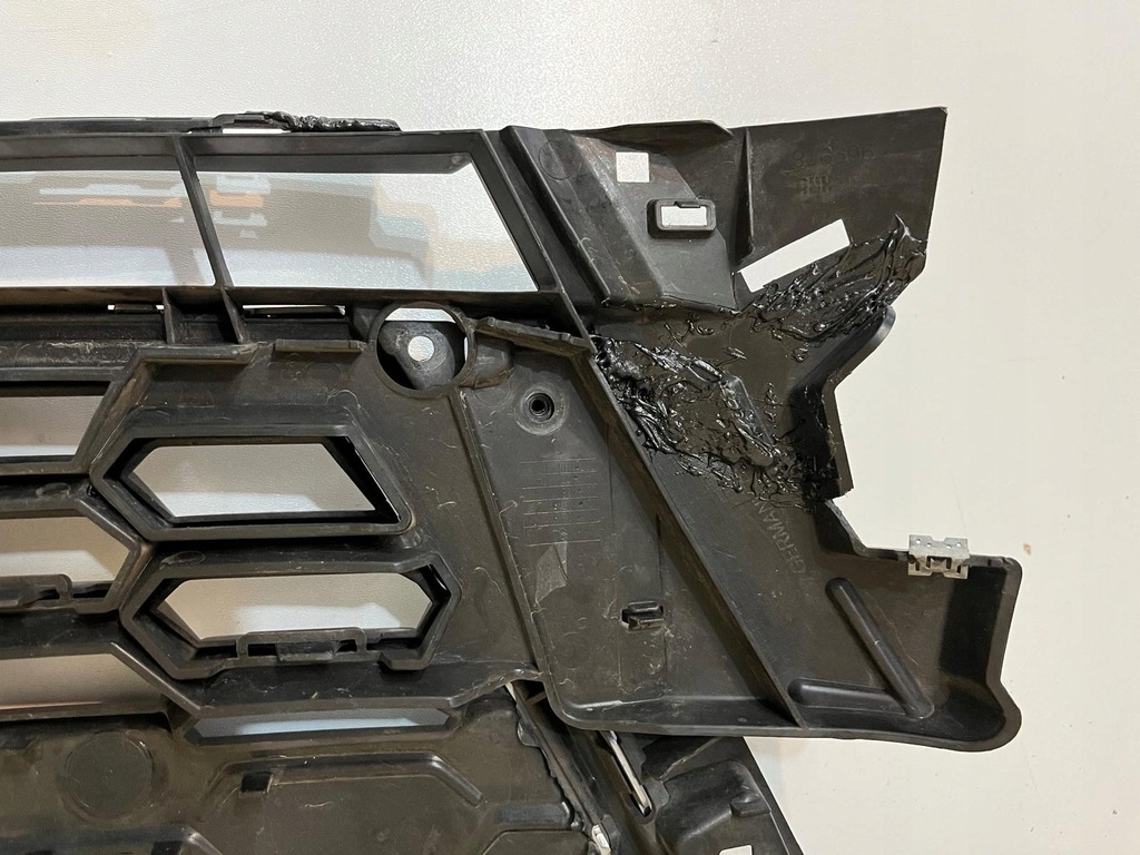 фото №13, Audi a3 8y решётка радиатора решётка радиатора 8y0853651b