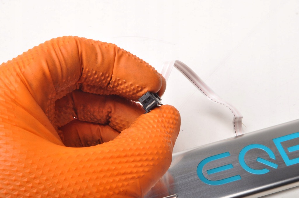 фото №6, Mercedes eqb x243 накладки пороговые led комплект 23r a2436806300