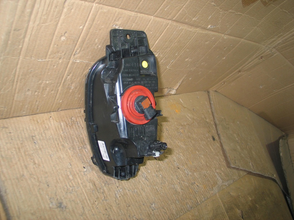 фото №9, Лампа протитуманна фара ford kuga mk3 escape mk4 lj6b-15a254-ac