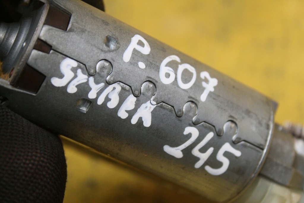 фото №9, Моторчик люк peugeot 607 88060c