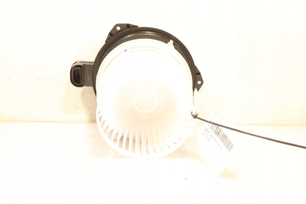 Купити Повітродувка обдув lexus nx ii 2.5 350h hybrid