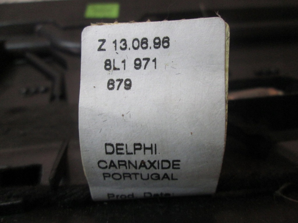 фото №5, Бардачок пасажира audi a3 8l