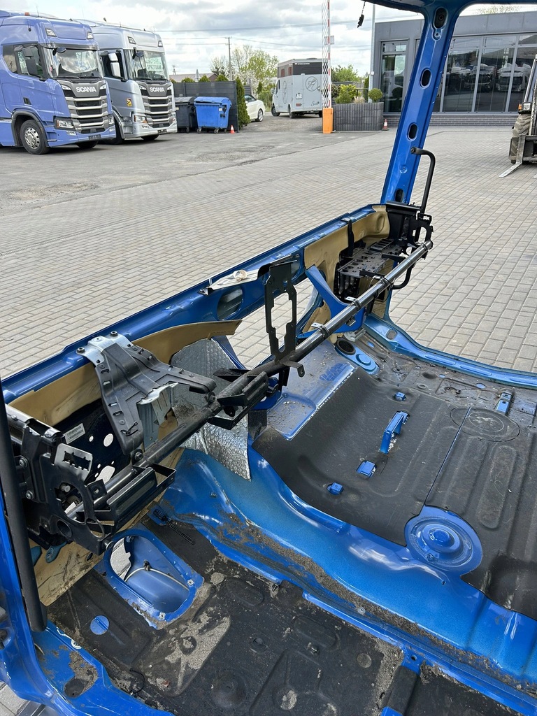 фото №8, Кабина без оснащения каркас scania cr19 xpi 2013 rok